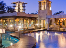 http://royalmirage.oneandonlyresorts.com/cuisine/arabiancourt/eauzone.aspx